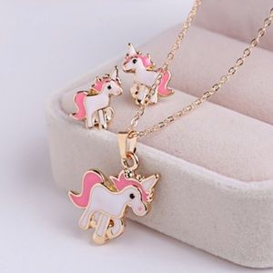 Unicorn 🦄 Necklace and Earring Set NEW